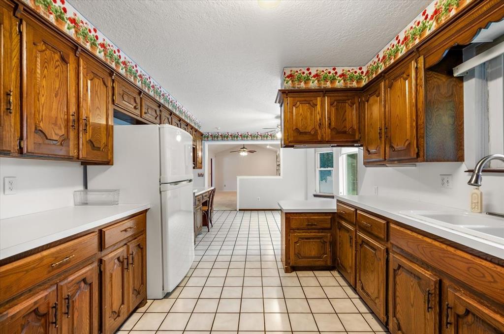 2704 S Berry Road Property Photo 17