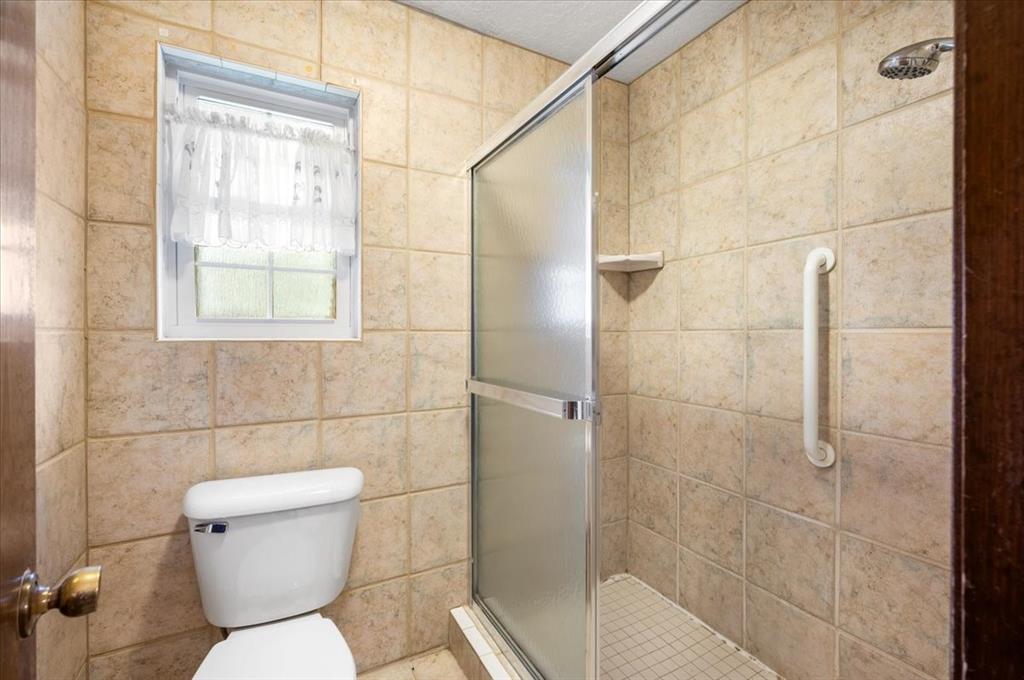 2704 S Berry Road Property Photo 28