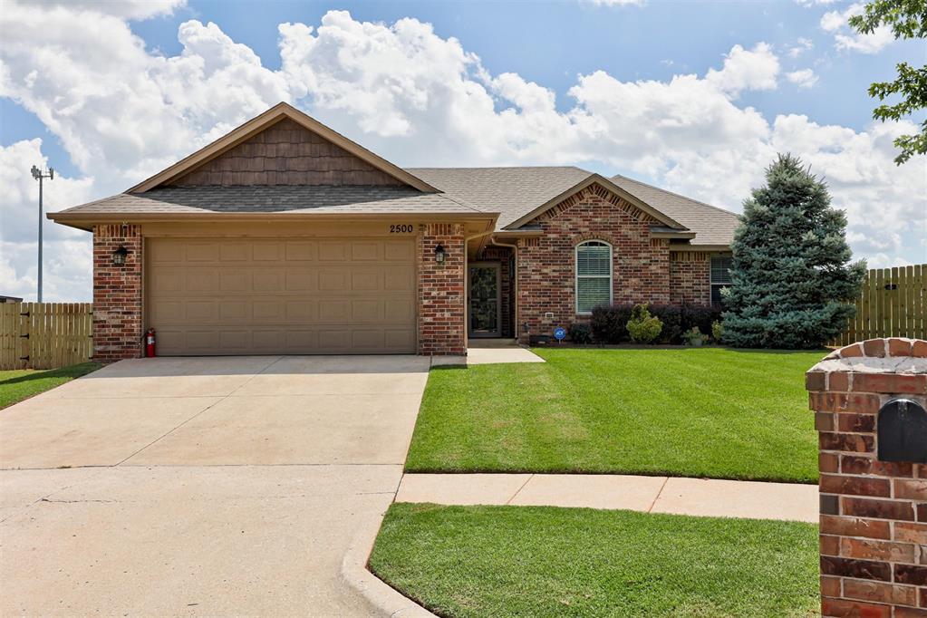 2500 Se 93rd Street Property Photo