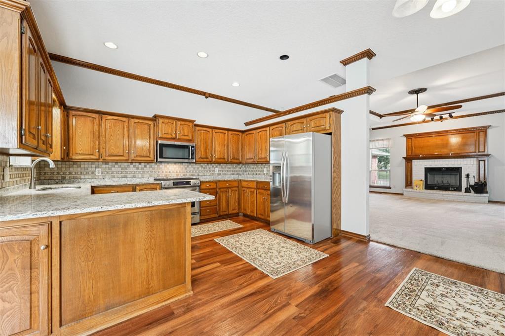 1624 E Twin Brook Terrace Property Photo 10
