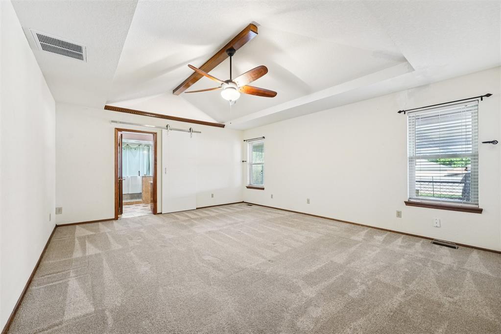 1624 E Twin Brook Terrace Property Photo 13