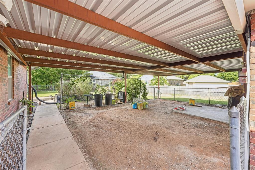 1624 E Twin Brook Terrace Property Photo 27