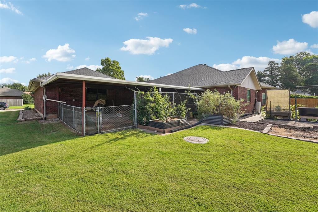 1624 E Twin Brook Terrace Property Photo 28