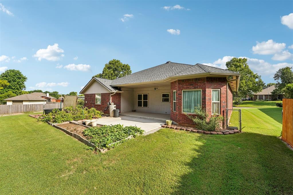 1624 E Twin Brook Terrace Property Photo 30