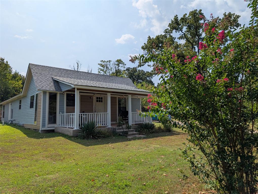 2947 156th Ne Avenue Property Photo 1