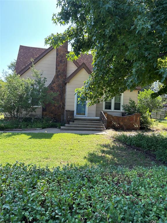 4320 N Grove Avenue Property Photo