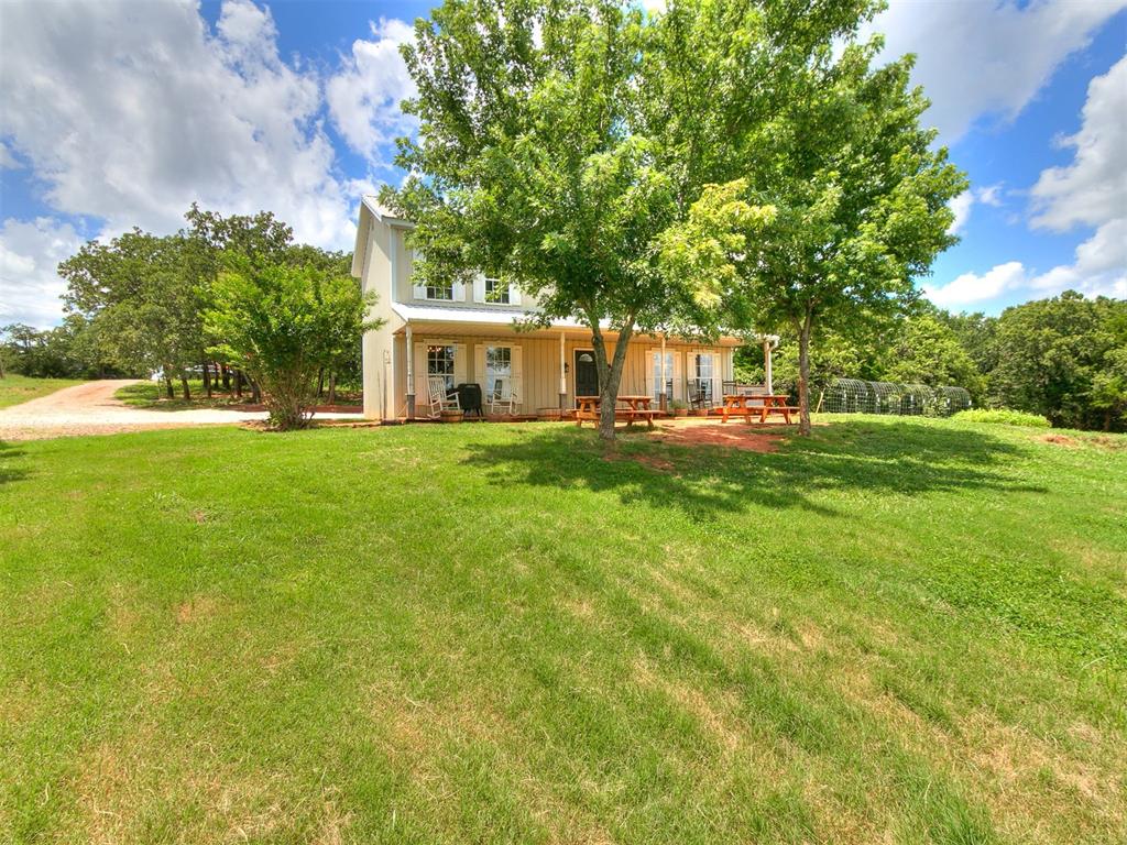 10100 N Harrah Road Property Photo 1