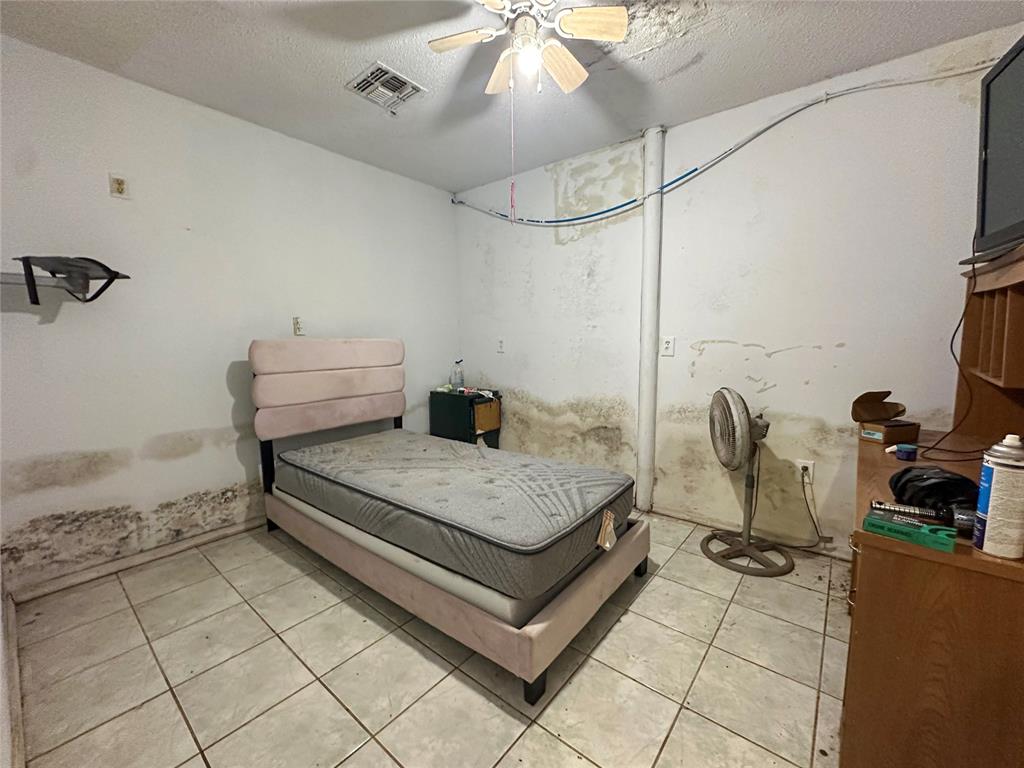 1406 Neptune Drive Property Photo 16
