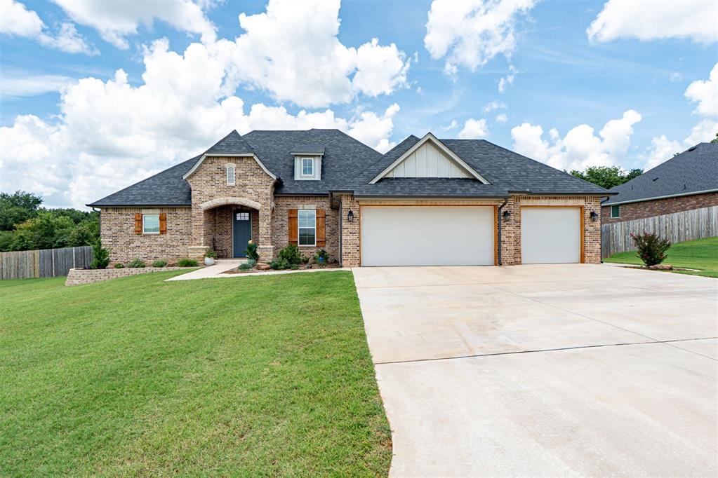 5584 Red Fox Run Property Photo 1