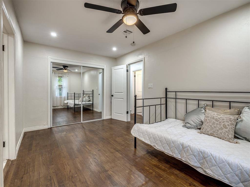 1847 N Allen Lane Property Photo 8