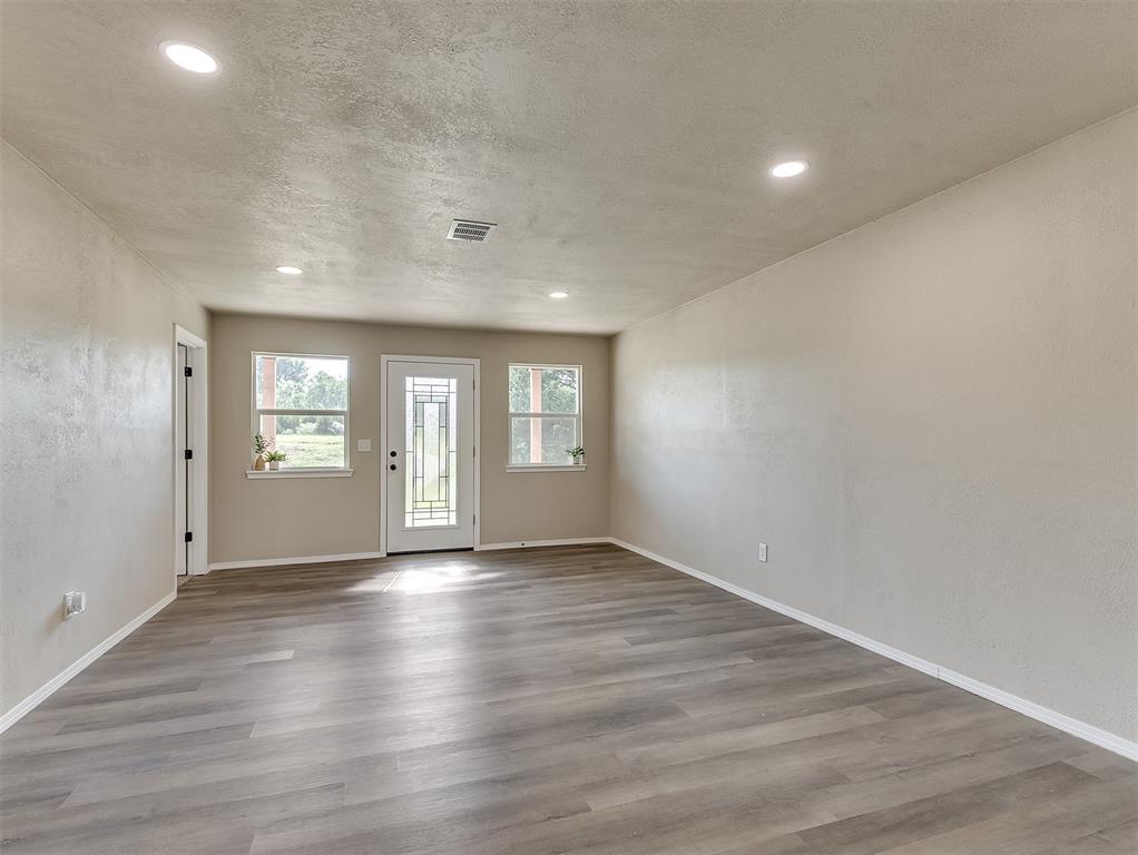 2187 County Road 1268 Property Photo 6