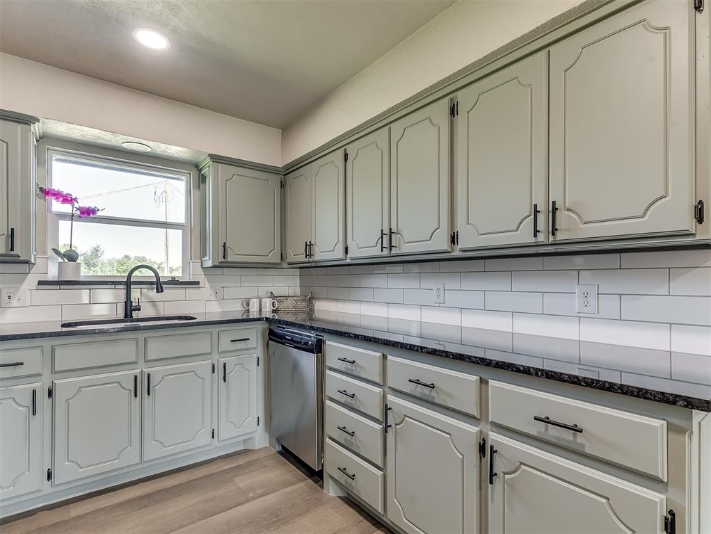 2187 County Road 1268 Property Photo 12
