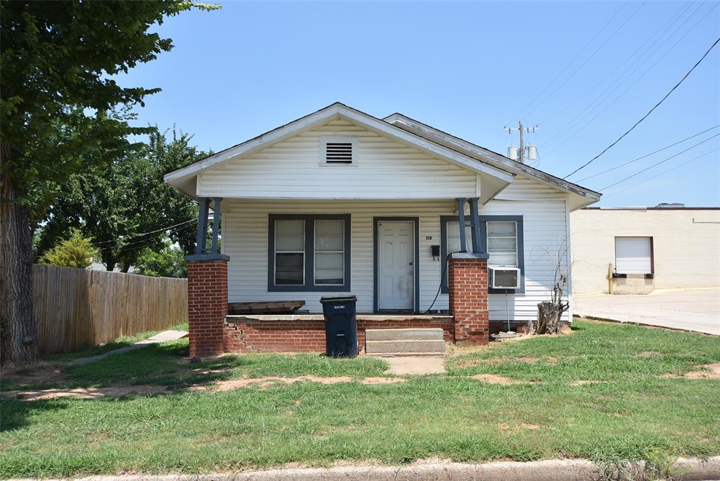 110 W Evans Avenue Property Photo 1