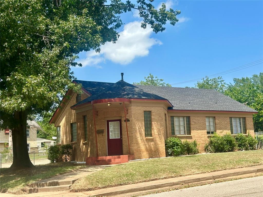 404 Jefferson Street Property Photo 1