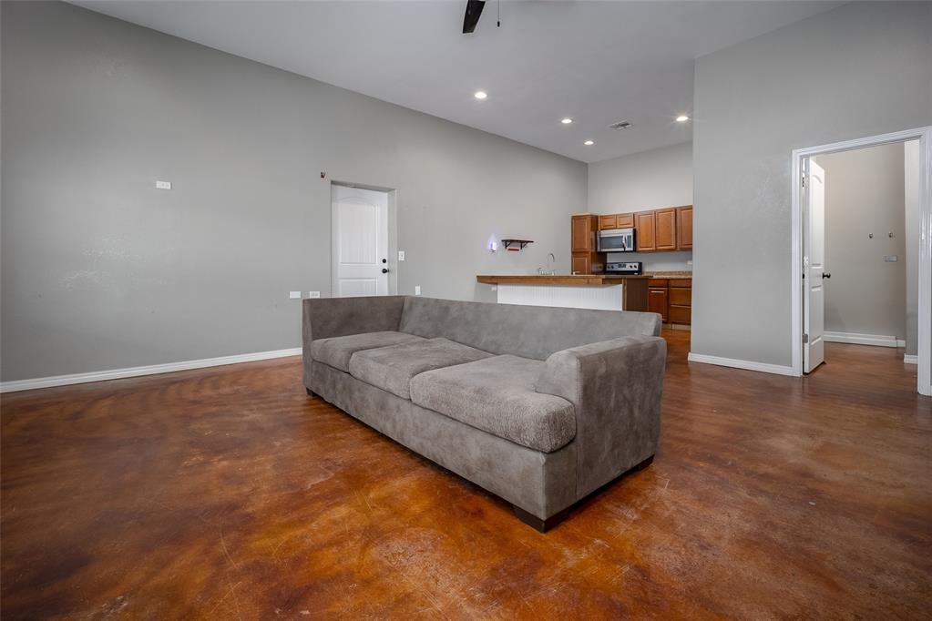 11659 273rd Street Property Photo 43