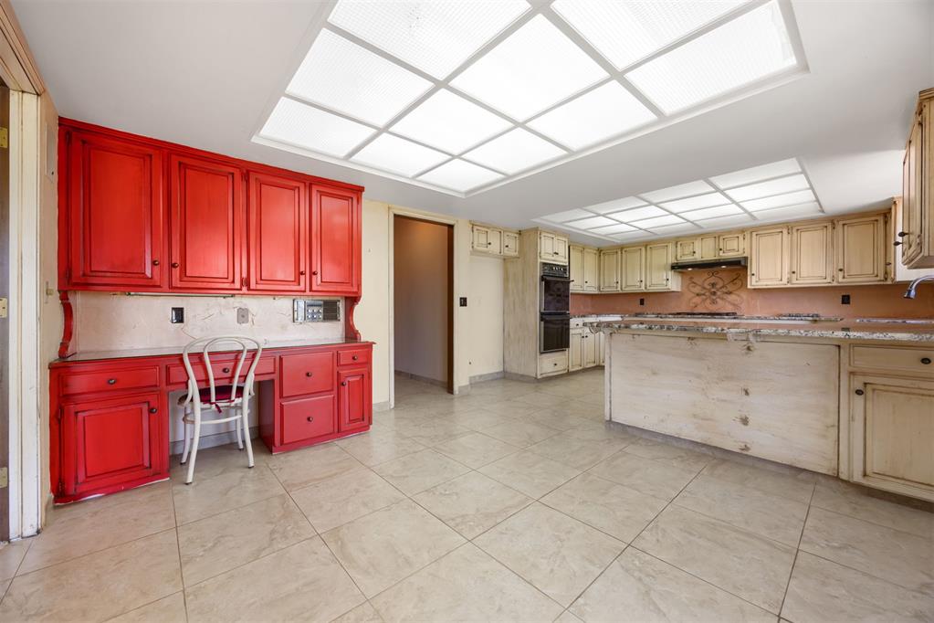 4421 Tamarisk Drive Property Photo 9