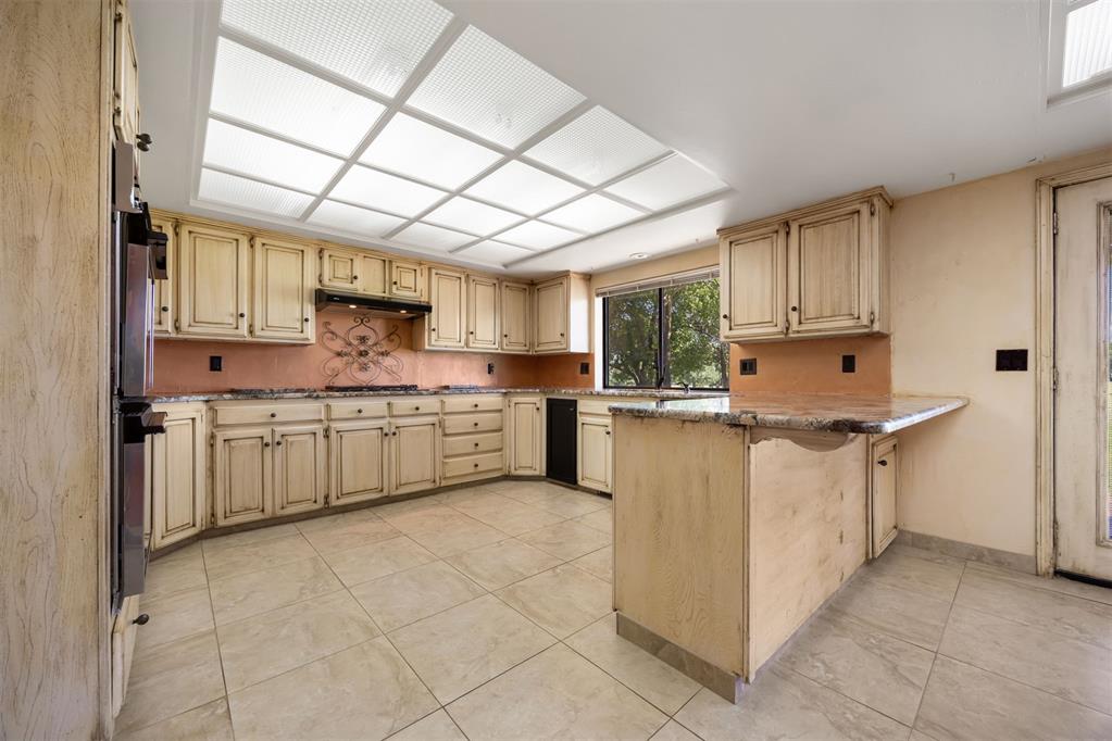 4421 Tamarisk Drive Property Photo 12