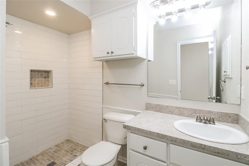 1800 Mark Trail Property Photo 14