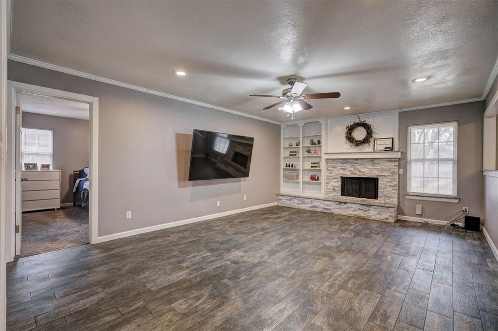 728 Teal Place Property Photo 6