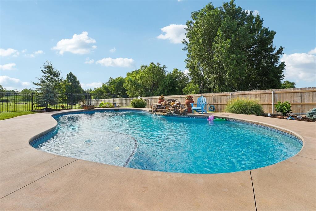 1180814 Property Photo