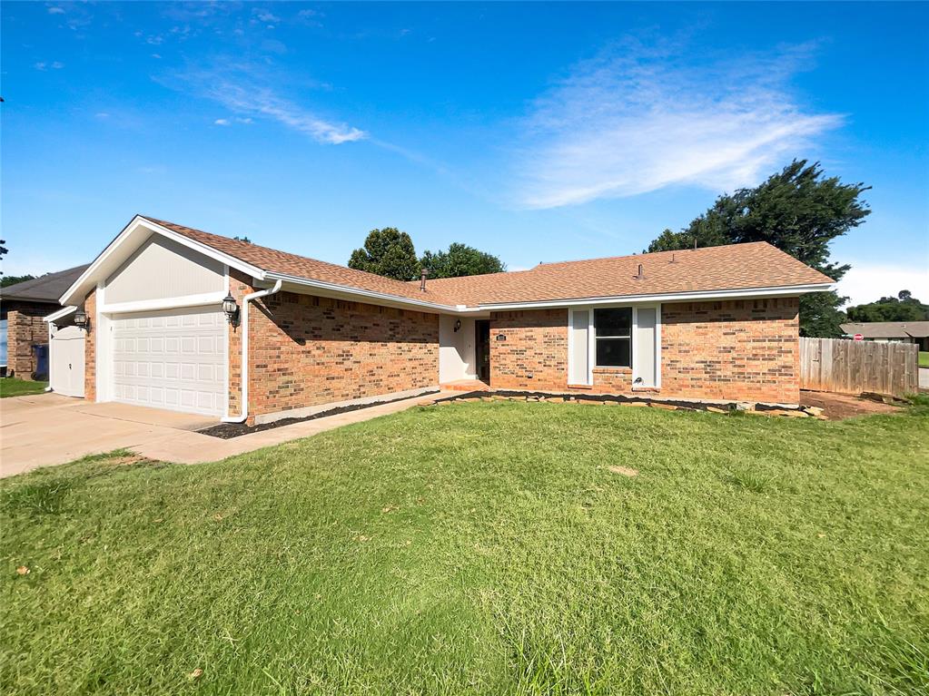 8113 Wilshire Ridge Drive Property Photo 1