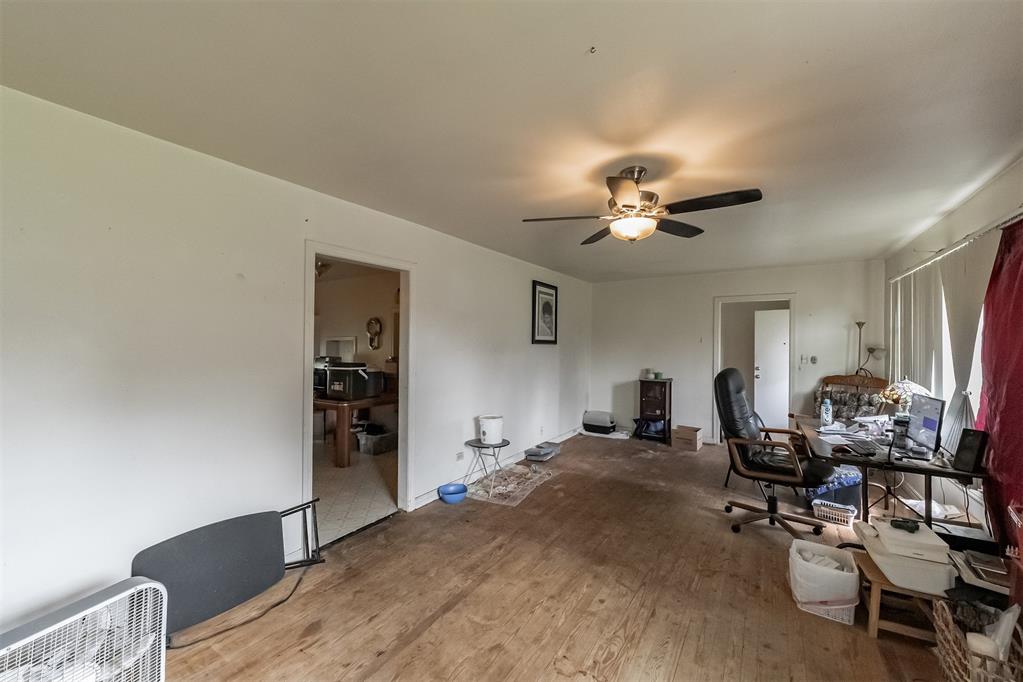 102 S 2nd Street Property Photo 7