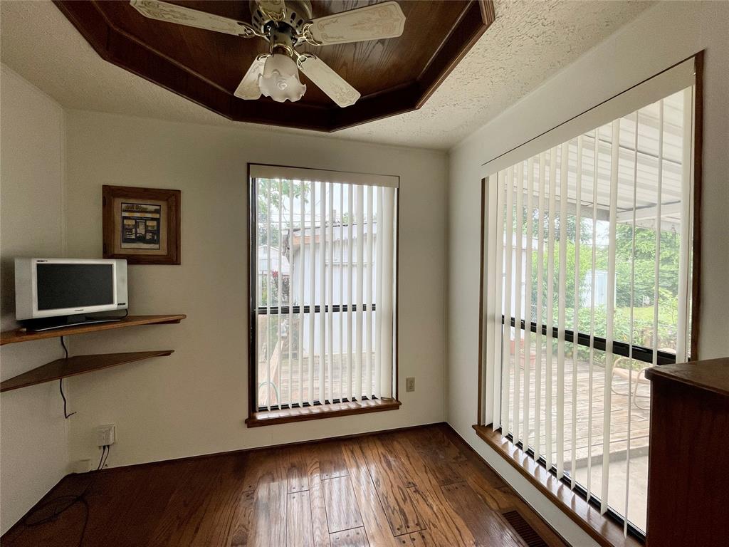 3720 Sw 40th Place Property Photo 10