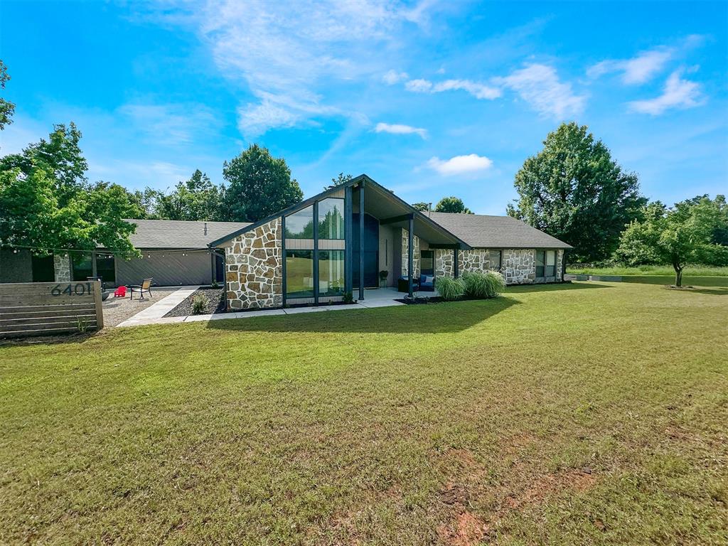 6401 S Westminster Road Property Photo 1