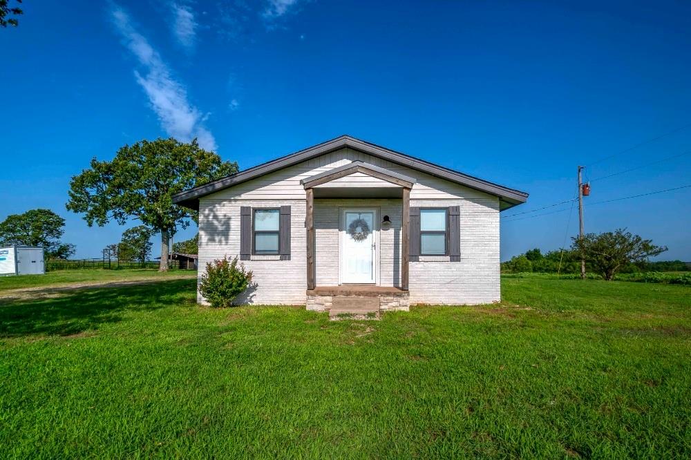 21576 Milfay Road Property Photo 2
