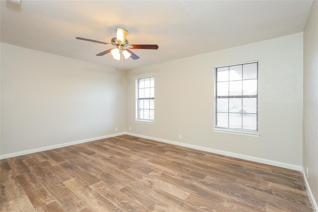 2705 Fairfield Drive Property Photo 7