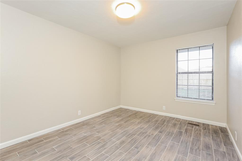 2705 Fairfield Drive Property Photo 12