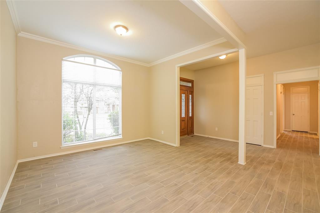 2809 Nw 158th Street Property Photo 6