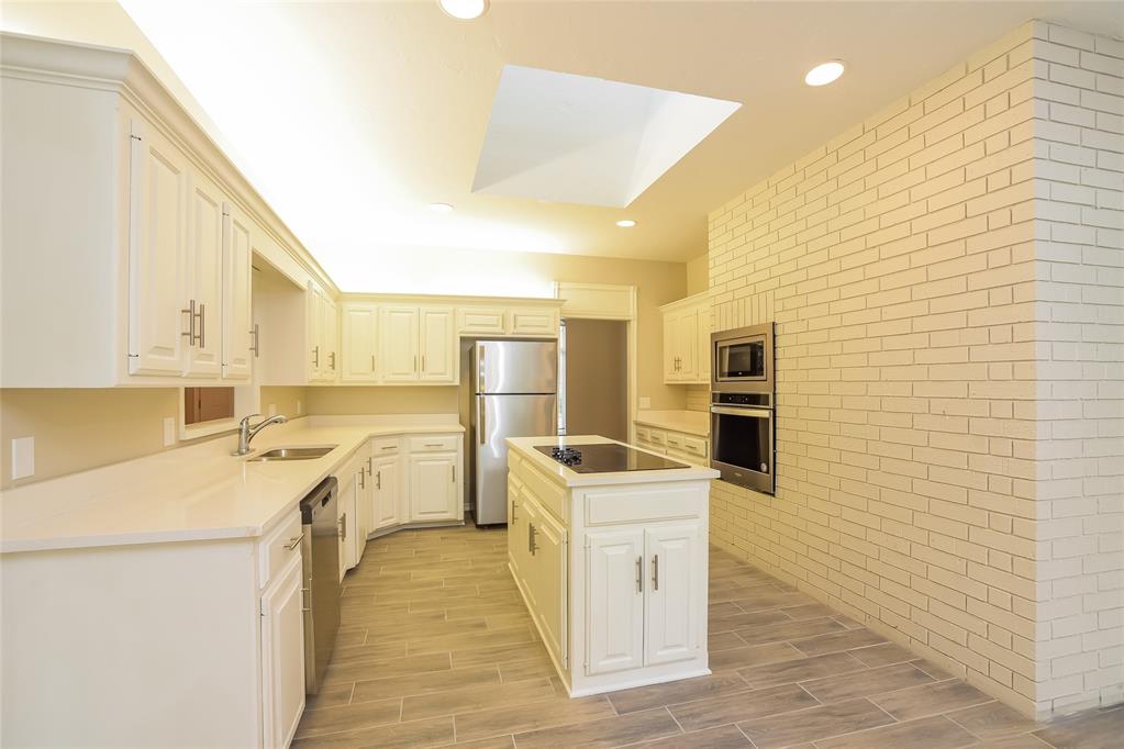 2809 Nw 158th Street Property Photo 7
