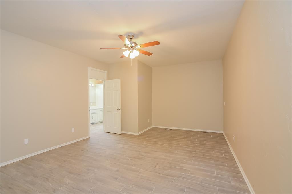 2809 Nw 158th Street Property Photo 11