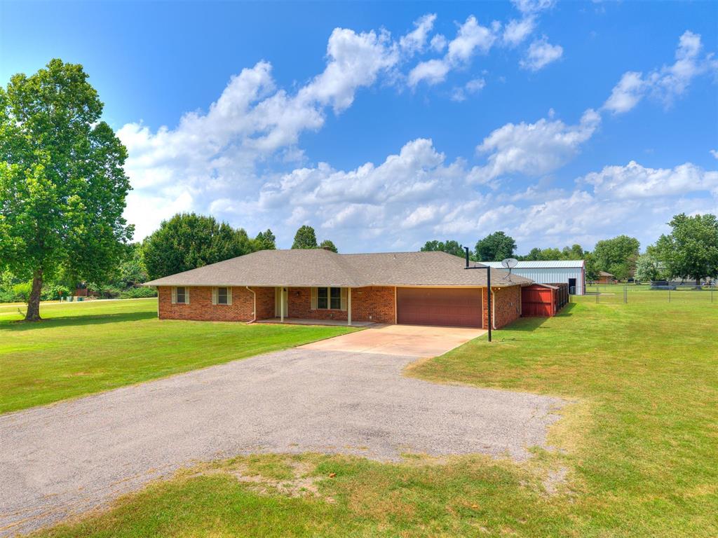 2364 County Road 1207 Property Photo 1