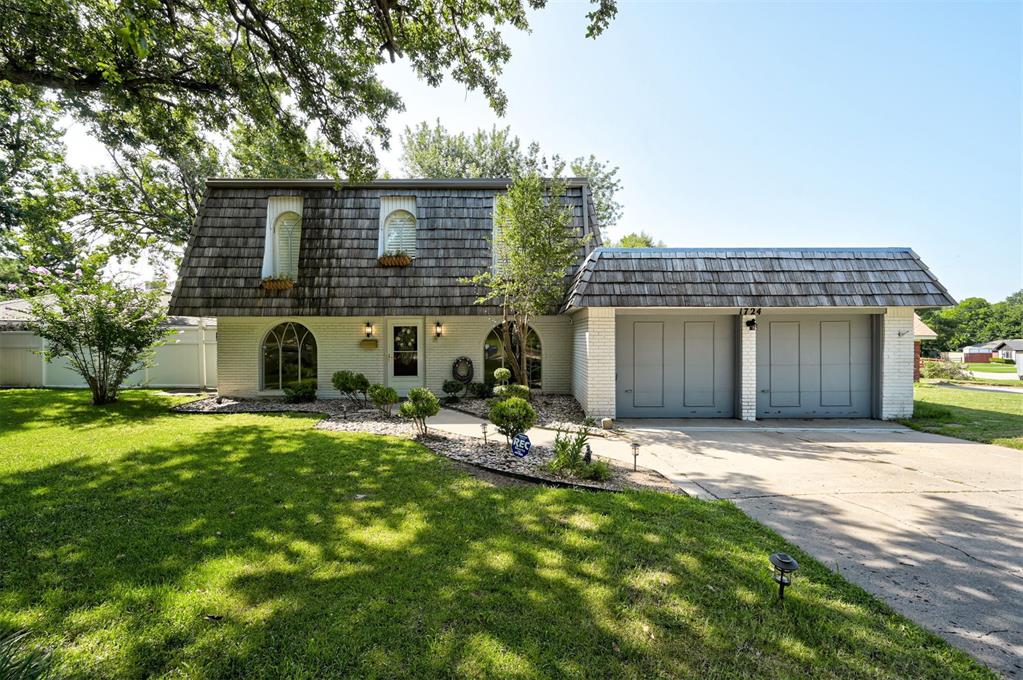 1724 N Fordson Avenue Property Photo 4