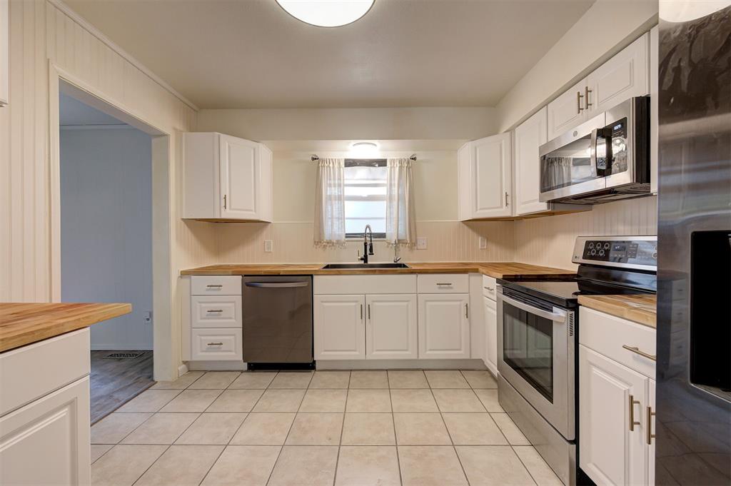 1724 N Fordson Avenue Property Photo 15