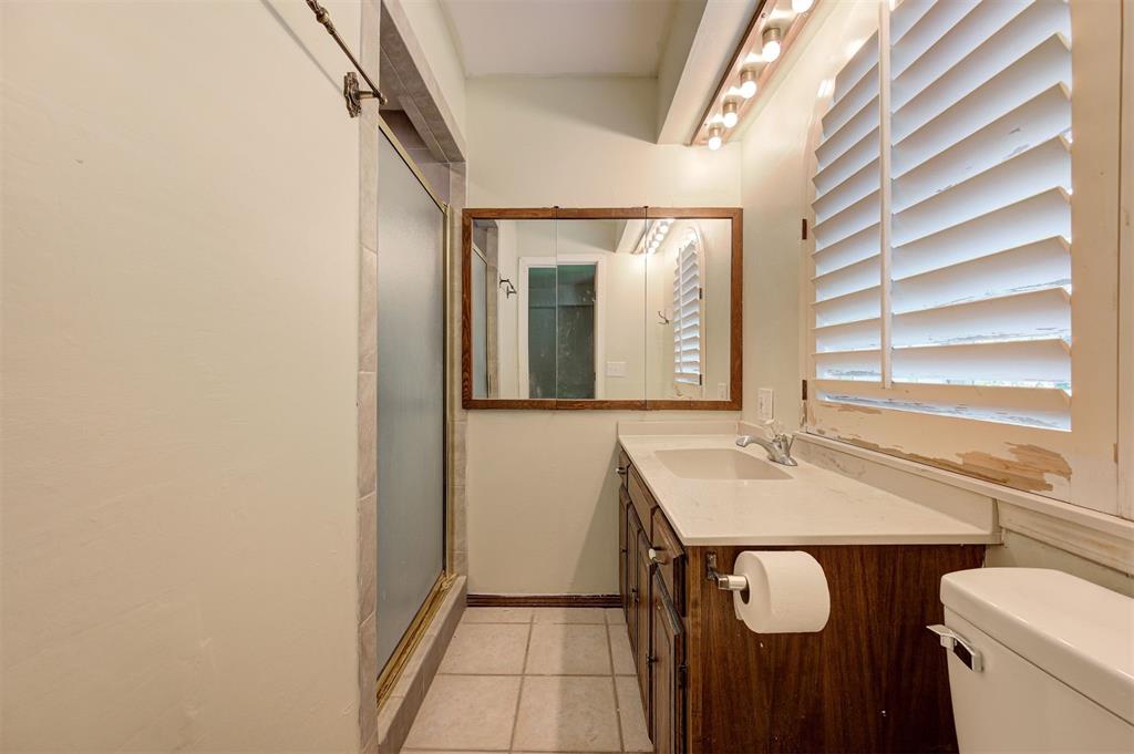 1724 N Fordson Avenue Property Photo 29