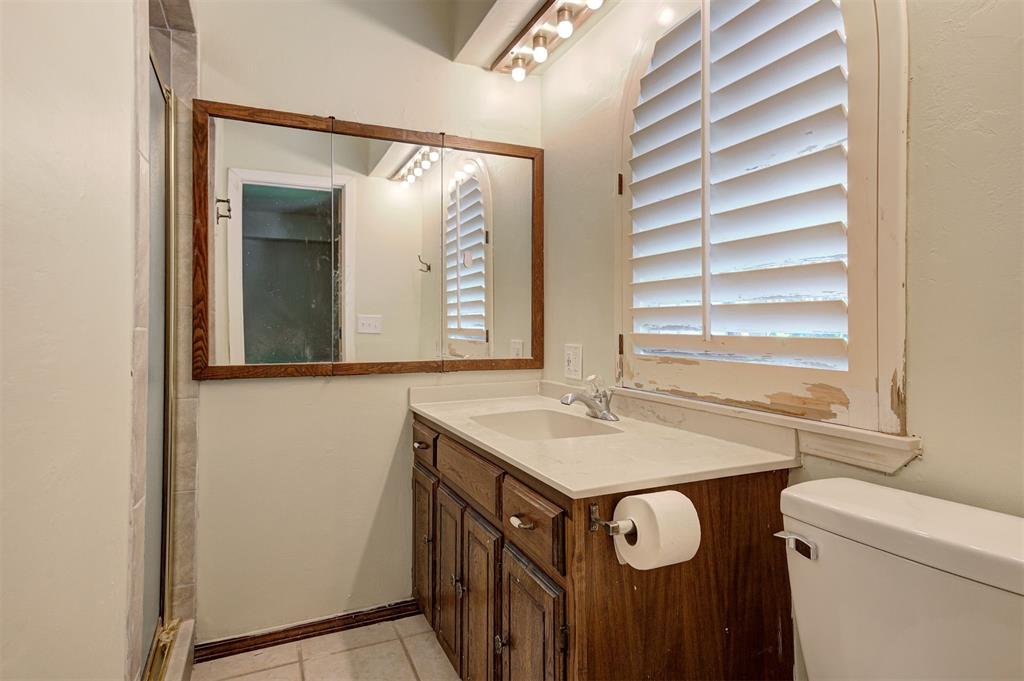 1724 N Fordson Avenue Property Photo 30