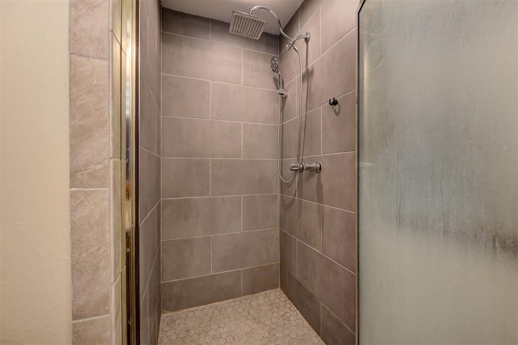 1724 N Fordson Avenue Property Photo 32
