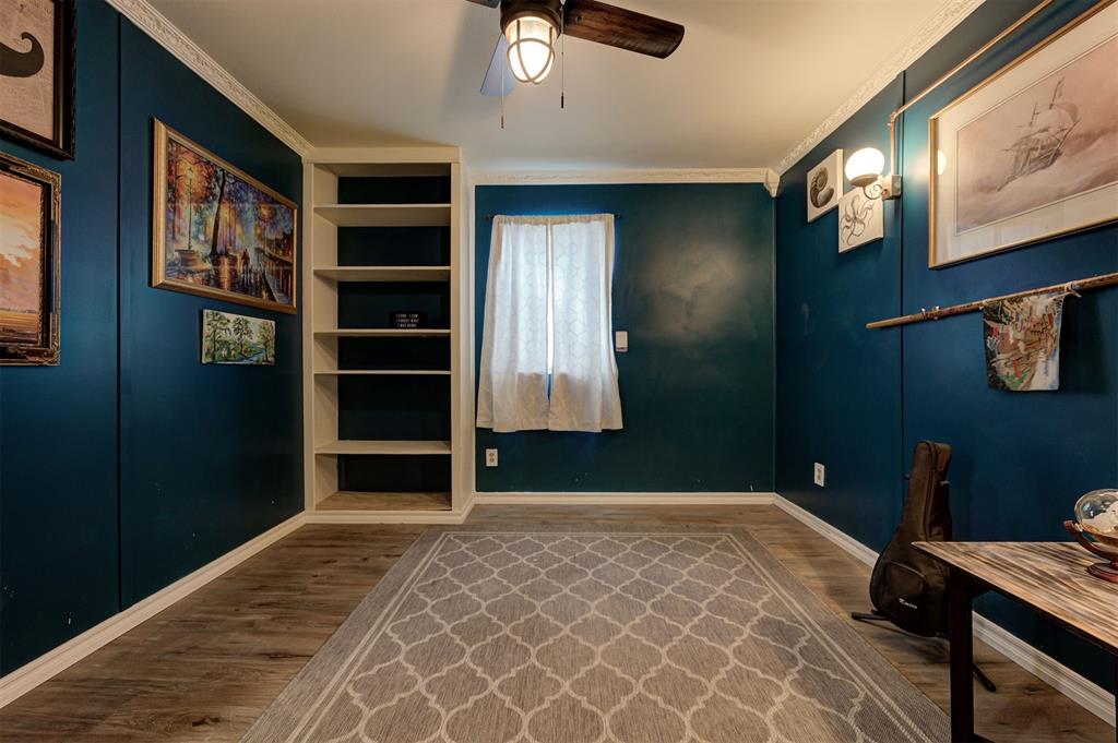 1724 N Fordson Avenue Property Photo 37