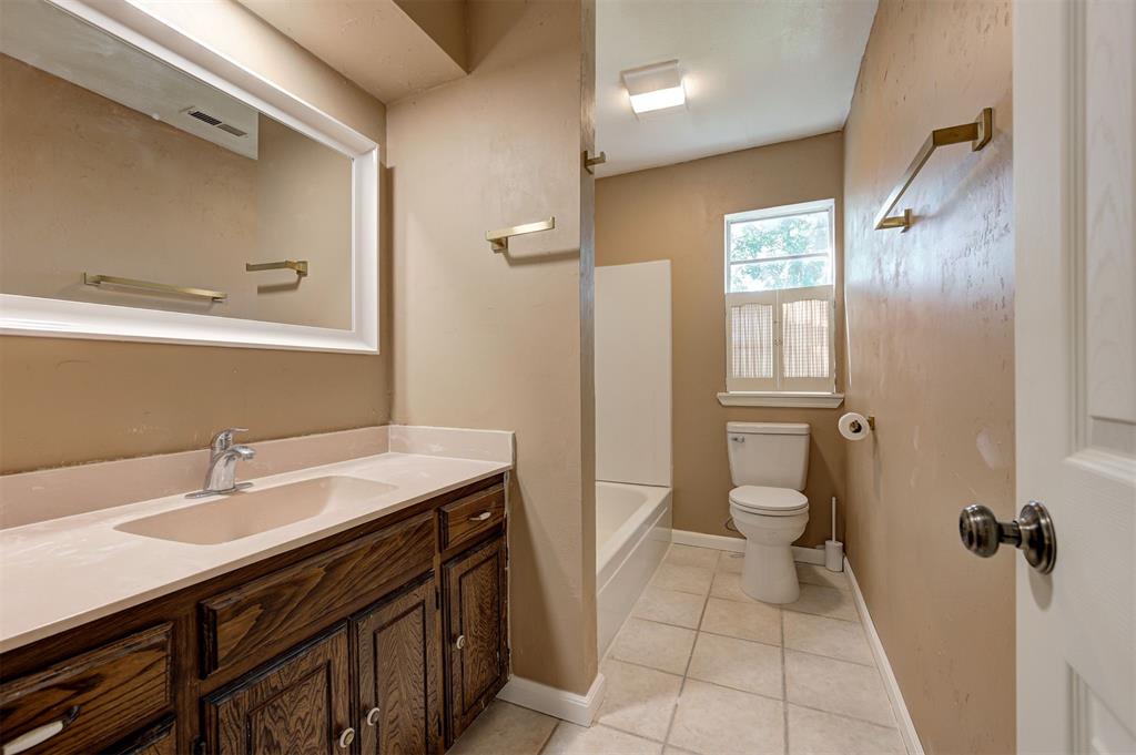 1724 N Fordson Avenue Property Photo 41