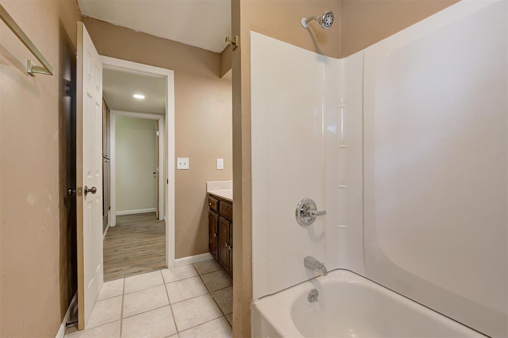 1724 N Fordson Avenue Property Photo 42