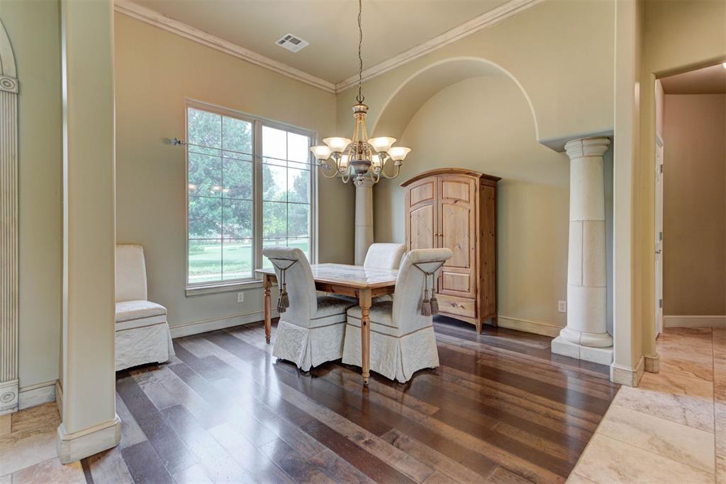 20400 Deer Hollow Drive Property Photo 9