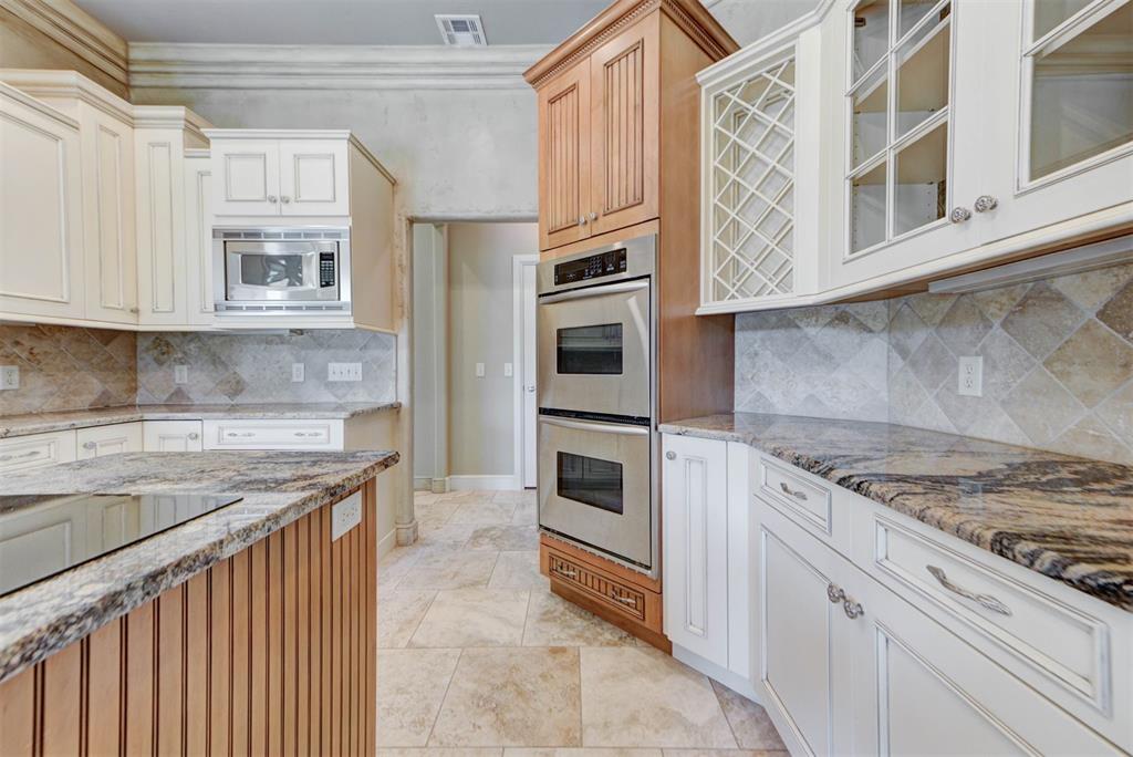 20400 Deer Hollow Drive Property Photo 19