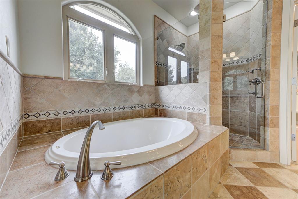 20400 Deer Hollow Drive Property Photo 27
