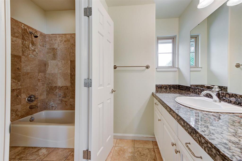 20400 Deer Hollow Drive Property Photo 36
