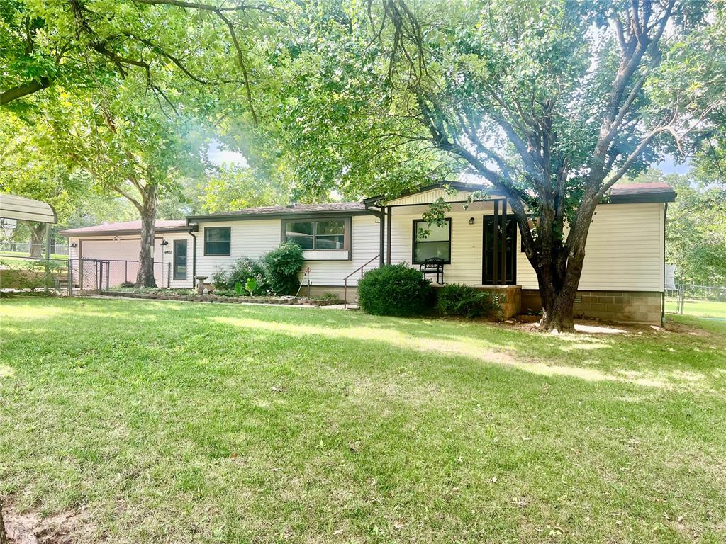 14871 NE 68th Street Property Photo 1