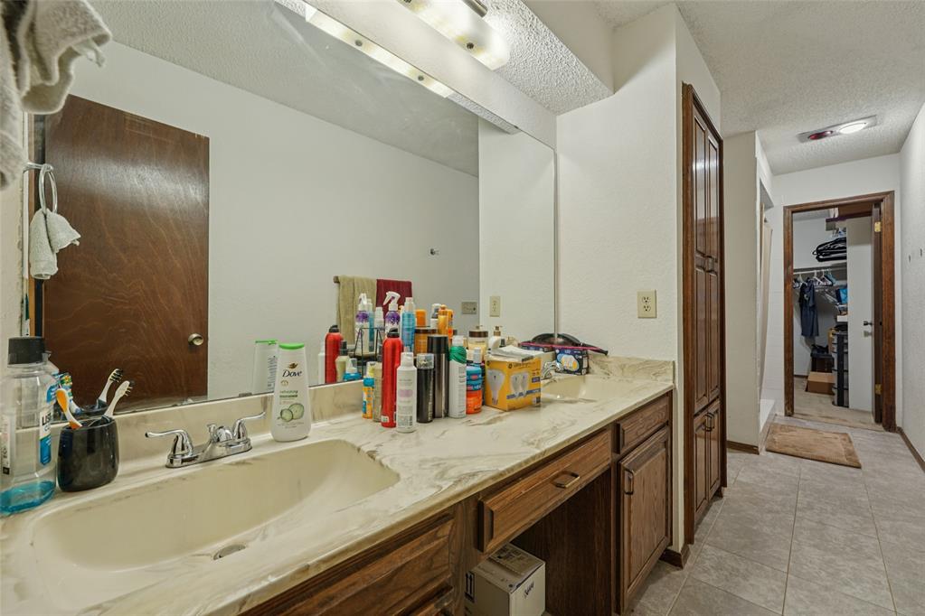 7211 Lakewood Circle Property Photo 18