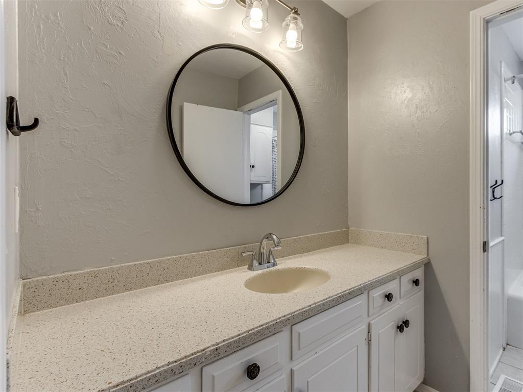 2309 Nw 45th Street Property Photo 32